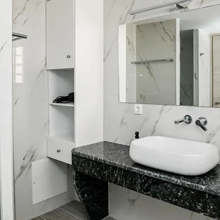Santorini Life Vibrant Studio Only 50M From The Beach Perissa  Exterior photo