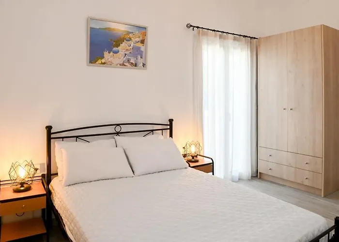 Santorini Life Vibrant Studio Only 50M From The Beach