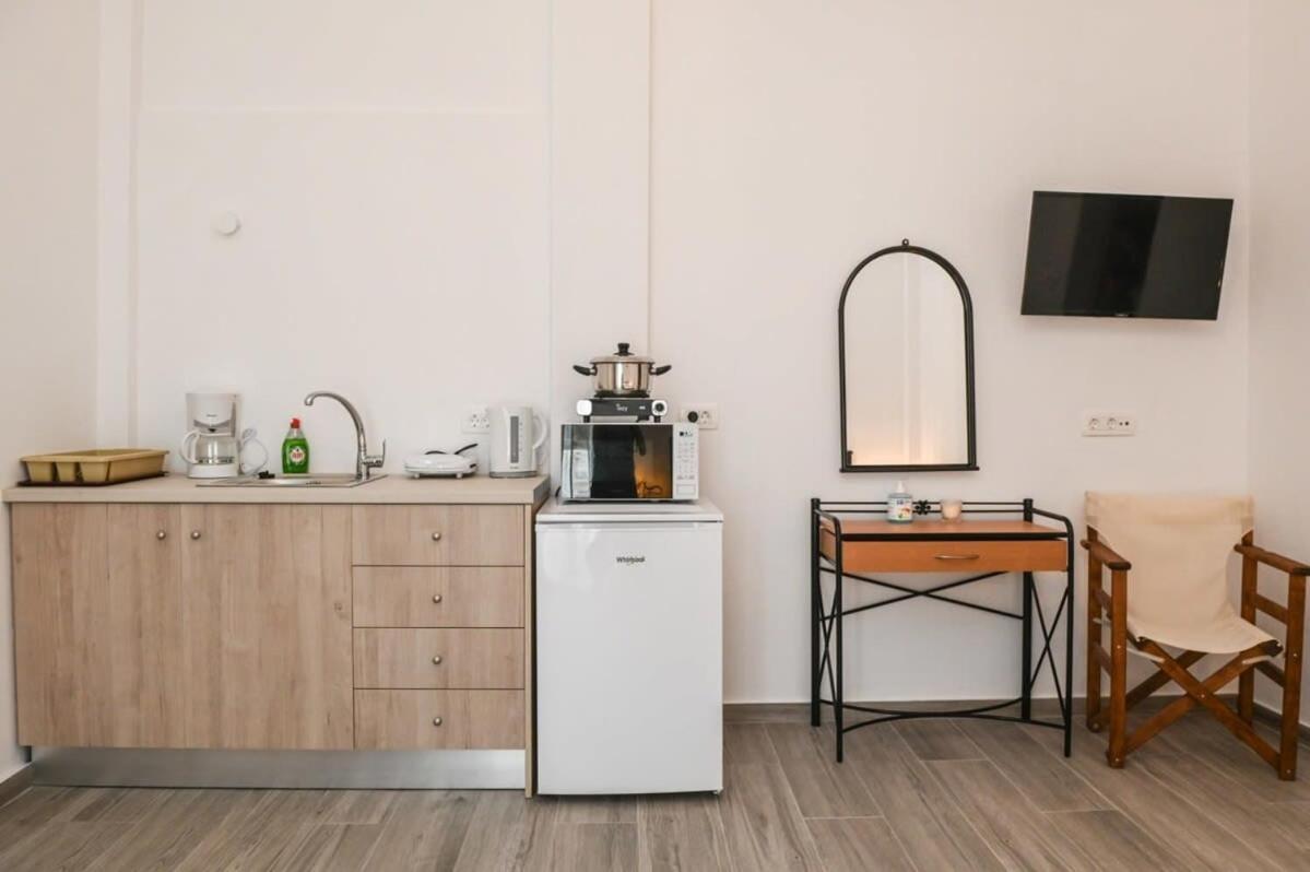 Apartment Santorini Life Vibrant Only 50m From The *